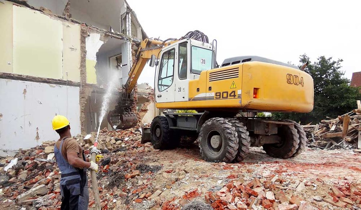 I rifiuti edili cosa sono? Il che equivale a chiedere: quali sono i codici CER per i rifiuti di cantiere? Come classificare i rifiuti edili?